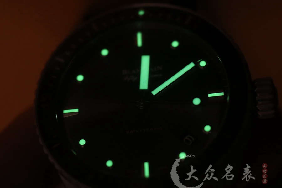 ZF廠寶珀五十噚系列5000-1110-B52A腕表(43mm) 第13张