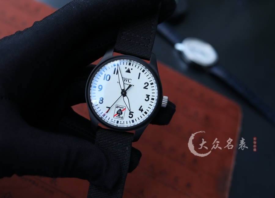 IWC萬國飛行員IW326905黑桃A復刻表（40mm） 第2张