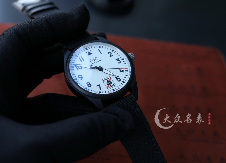 IWC萬國飛行員IW326905黑桃A復刻表（40mm） 第8张