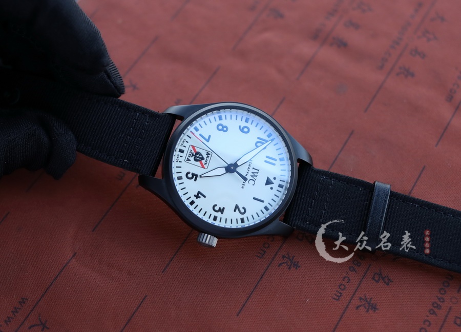 IWC萬國飛行員IW326905黑桃A復刻表（40mm） 第9张