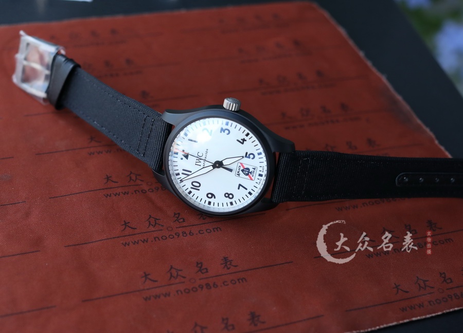 IWC萬國飛行員IW326905黑桃A復刻表（40mm） 第6张