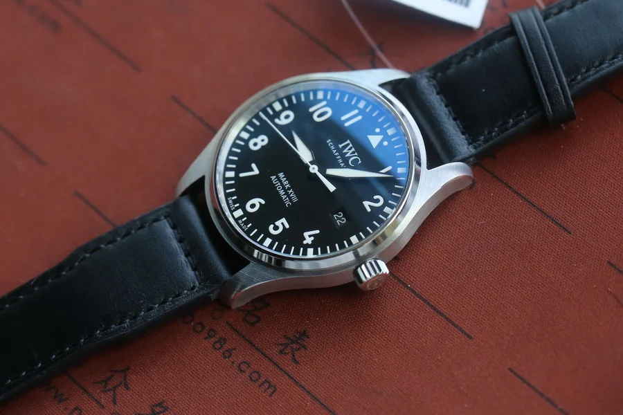 V7廠IWC萬國表飛行員馬克十八 IW327001復刻表黑色(40mm) 第4张