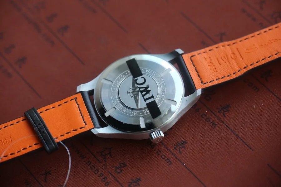 V7廠IWC萬國表飛行員馬克十八 IW327001復刻表黑色(40mm) 第7张