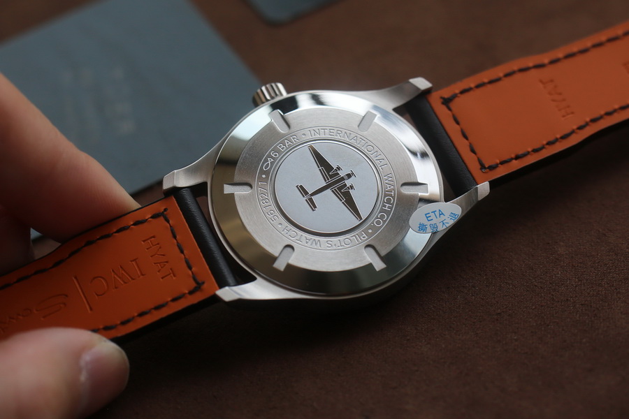 V7廠IWC萬國表飛行員馬克十八 IW327002復刻表白色（40mm） 第8张