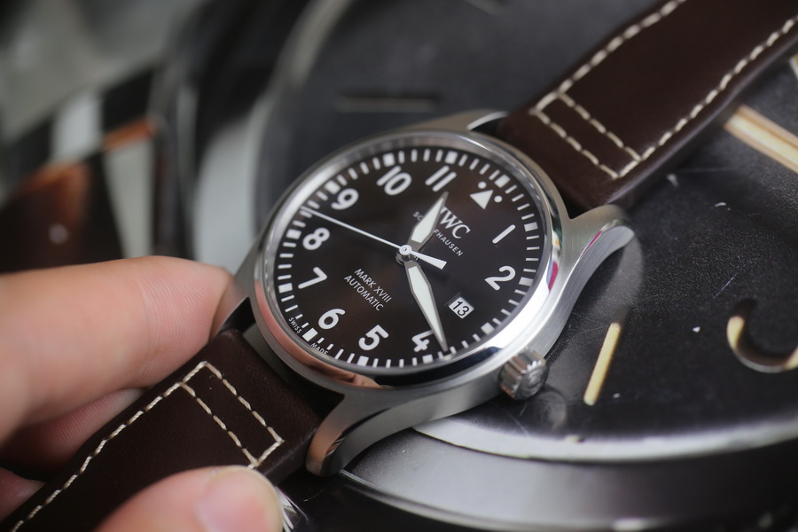 V7廠IWC萬國表飛行員馬克十八 IW327003復刻表咖啡色（40mm） 第1张