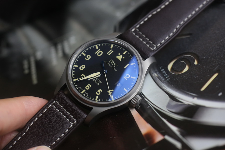 V7廠IWC萬國飛行員IW327006鈦金屬復刻表（40mm） 第3张