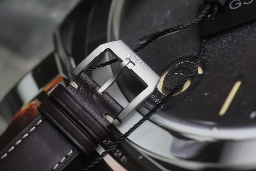 V7廠IWC萬國飛行員IW327006鈦金屬復刻表(40mm) 第10张