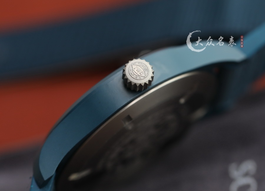 IWC萬國飛行員IW328101藍陶瓷復刻表（41mm） 第8张