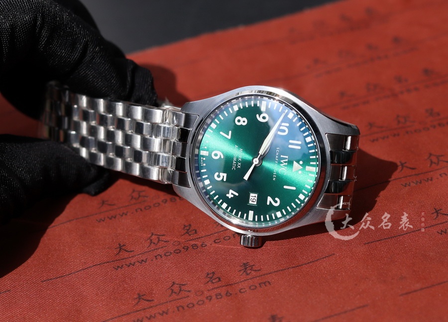 V7廠IWC萬國表飛行員IW328206馬克二十復刻表（40mm） 第5张