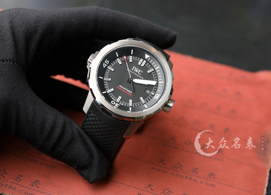 IWC萬國表海洋時計IW329101鈦金屬復刻表銷售（42mm） 第2张