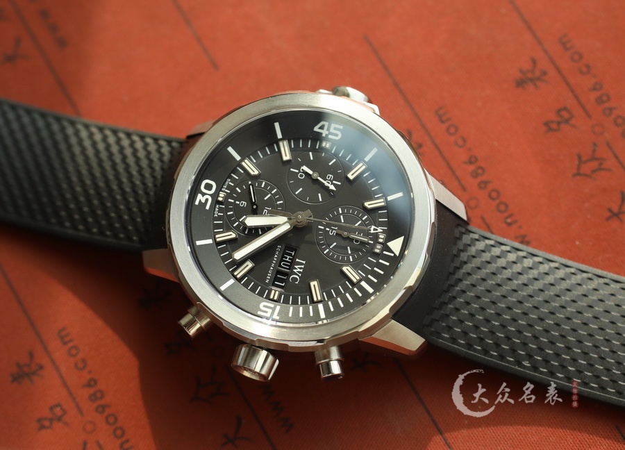 IWC萬國表海洋時計系列IW376803復刻表（44mm） 第3张
