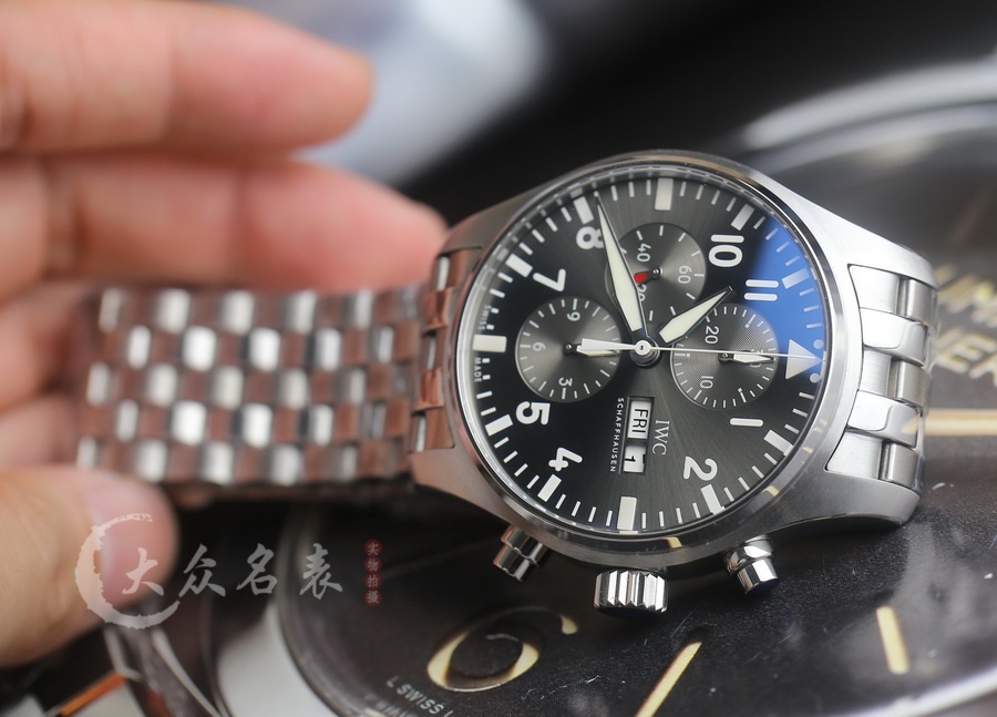ZF廠IWC萬國表飛行員系列IW377719復刻表灰面鋼帶（43mm） 第5张
