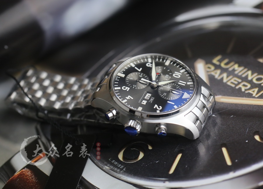 ZF廠IWC萬國表飛行員系列IW377719復刻表灰面鋼帶（43mm） 第4张