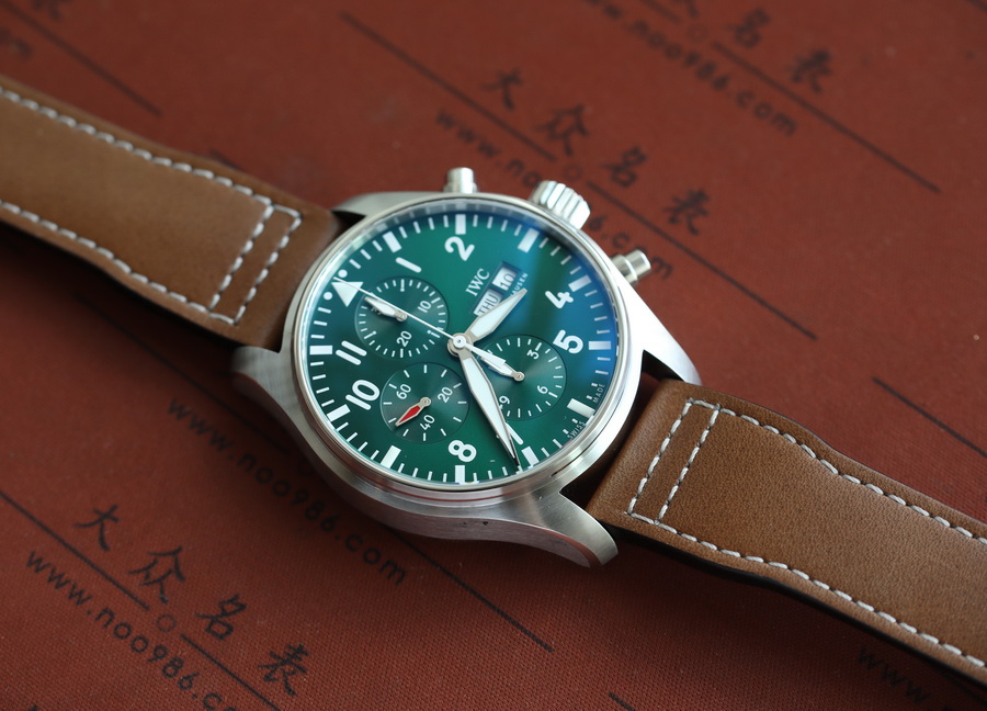 ZF廠IWC萬國表飛行員IW377726綠面（43mm） 第2张