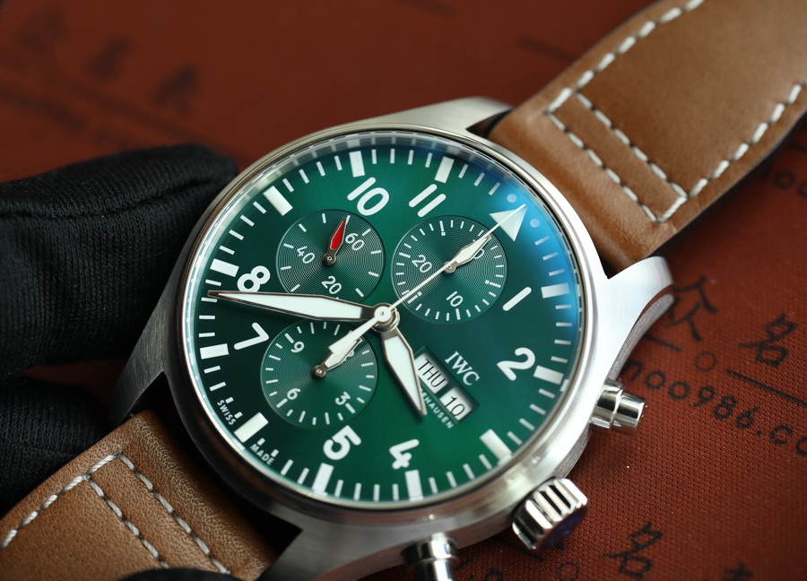 ZF廠IWC萬國表飛行員IW377726綠面（43mm） 第10张