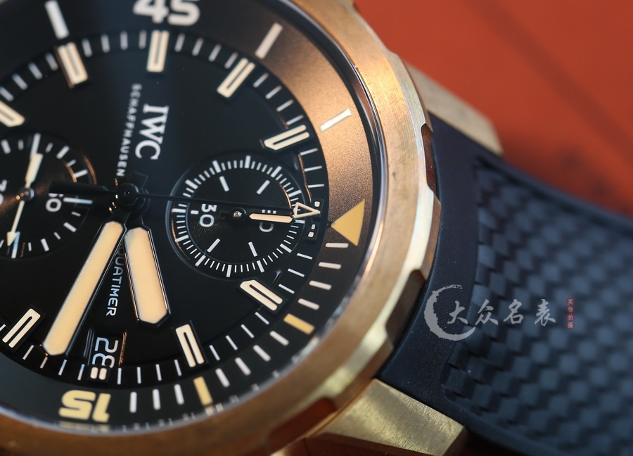 IWC萬國表海洋時計IW379503復刻表(「達爾文探險之旅」特別版 )青銅（44mm） 第6张