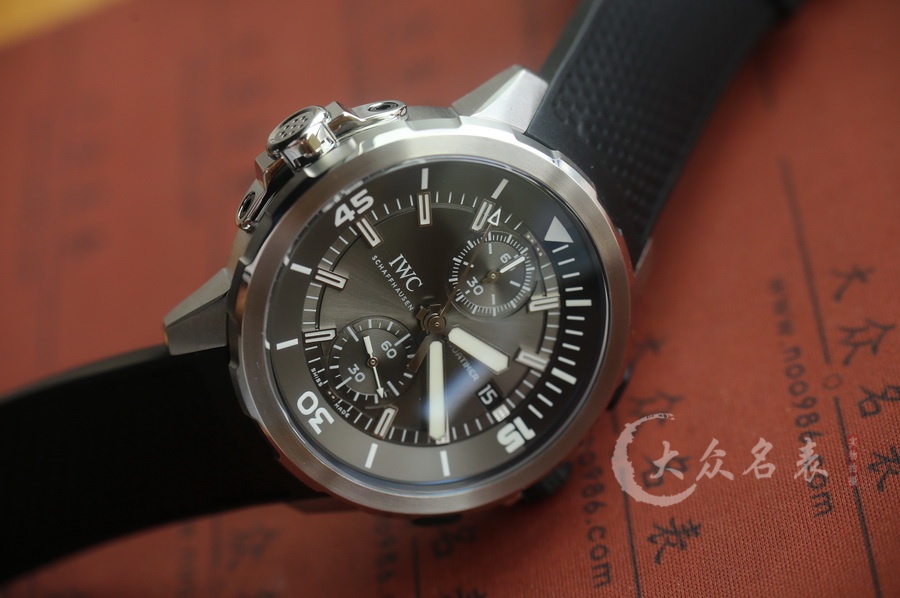 IWC万国海洋时计IW379506复刻表（44mm） 第2张