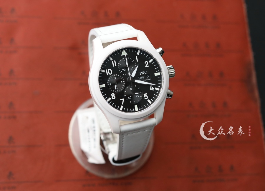 IWC萬國表飛行員系列IW389105腕表「太浩湖」特別版44.5mm 第1张