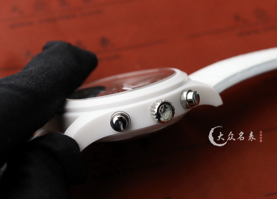 IWC萬國表飛行員系列IW389105腕表「太浩湖」特別版44.5mm 第8张