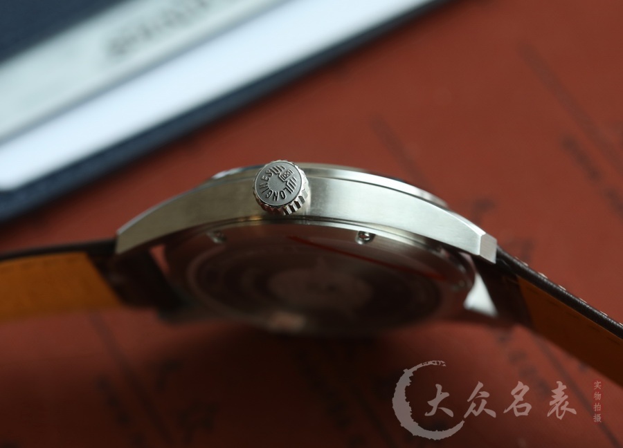 頂級復刻浪琴先行者系列L3.810.4.53.0腕表銷售（40mm） 第9张