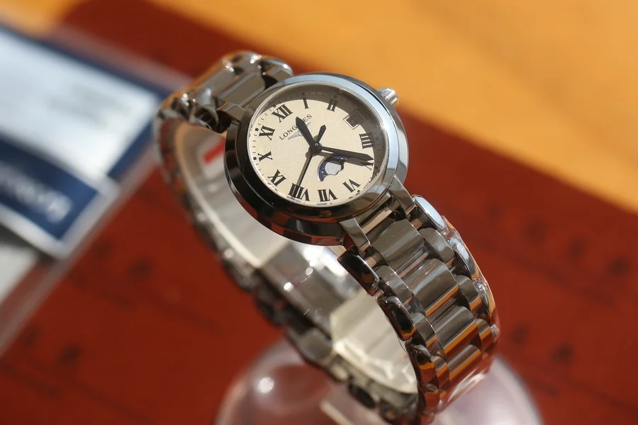 浪琴心月系列L8.115.4.71.6 月相女表(30.5mm) 第1张