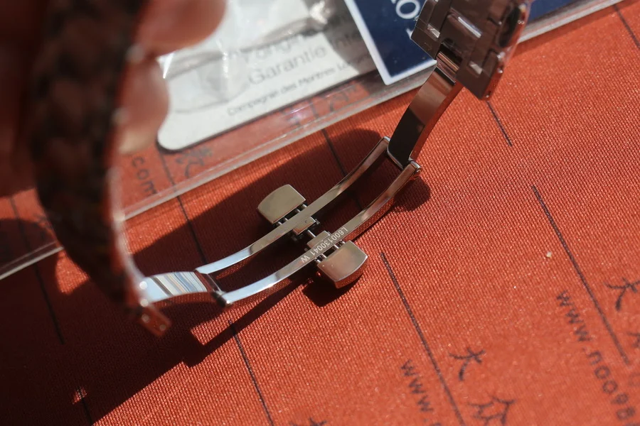 浪琴心月系列L8.115.4.71.6 月相女表(30.5mm) 第11张