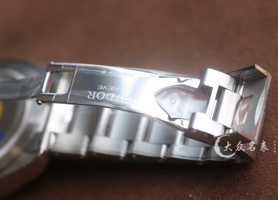 ZF廠帝舵碧灣M79030N-0001復刻表（39mm） 第10张