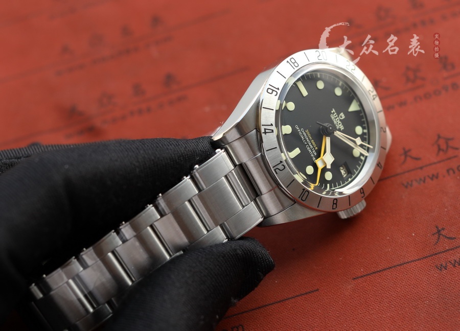 ZF廠帝舵碧灣系列M79470-0001復刻表銷售（39mm） 第4张