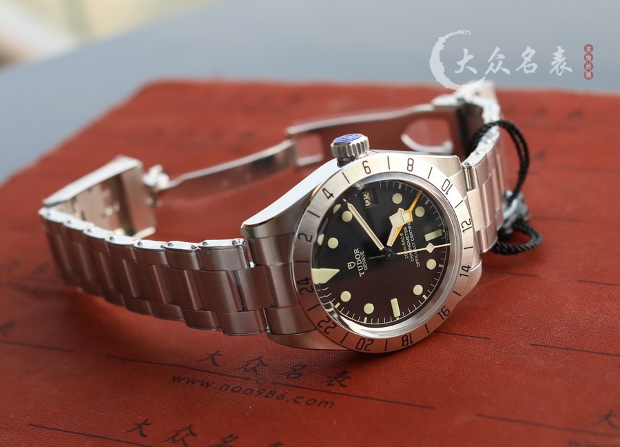 ZF廠帝舵碧灣系列M79470-0001復刻表銷售（39mm） 第5张