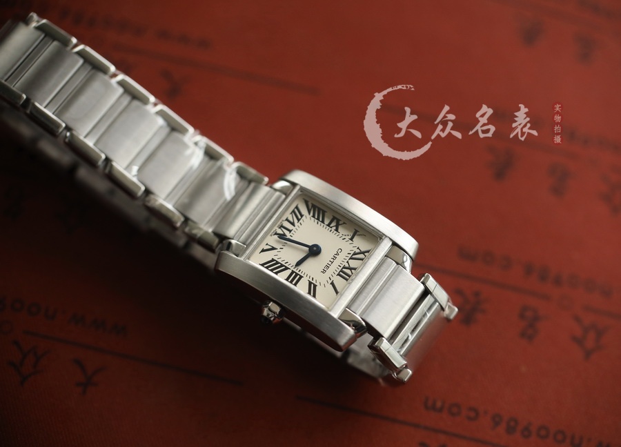 卡地亞英國坦克W51008Q3女士復刻表（25*20mm） 第4张
