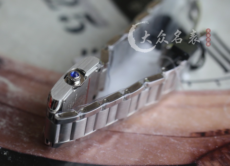 卡地亞法國坦克W5310022女士復刻表（30.2*22.7mm） 第14张