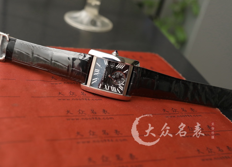 卡地亞劉德華代言款坦克W5330004復刻表（34.30*44.00mm） 第4张