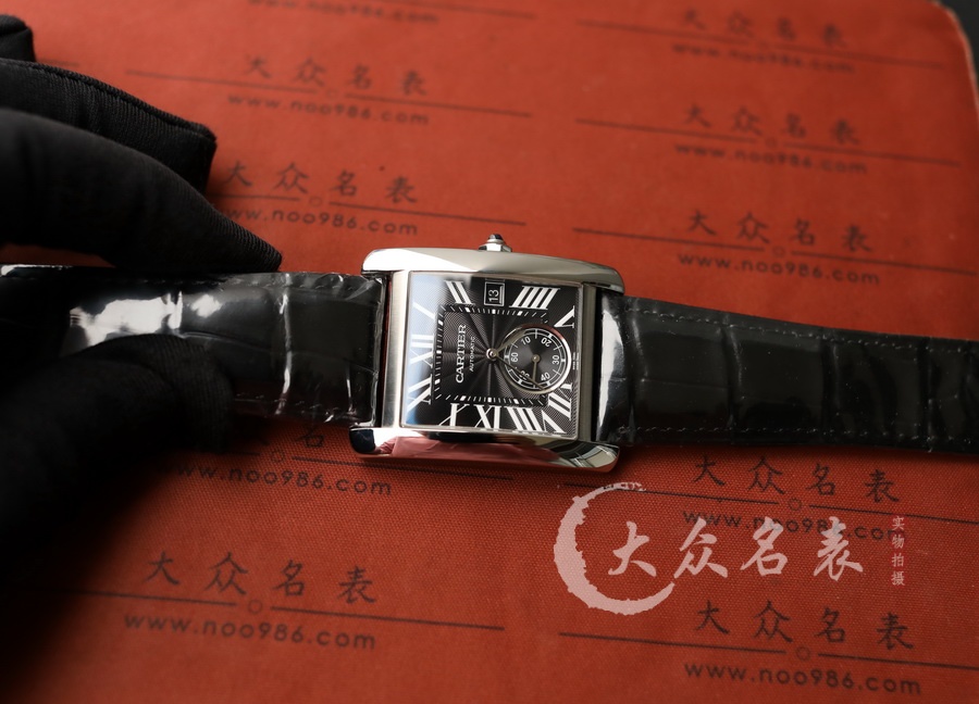 卡地亞劉德華代言款坦克W5330004復刻表（34.30*44.00mm） 第3张