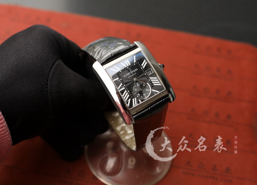 卡地亞劉德華代言款坦克W5330004復刻表（34.30*44.00mm） 第2张
