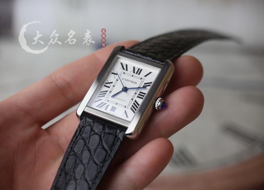 卡地亞坦克系列WSTA0029（超大號）復刻表（31 x 40.85mm） 第6张