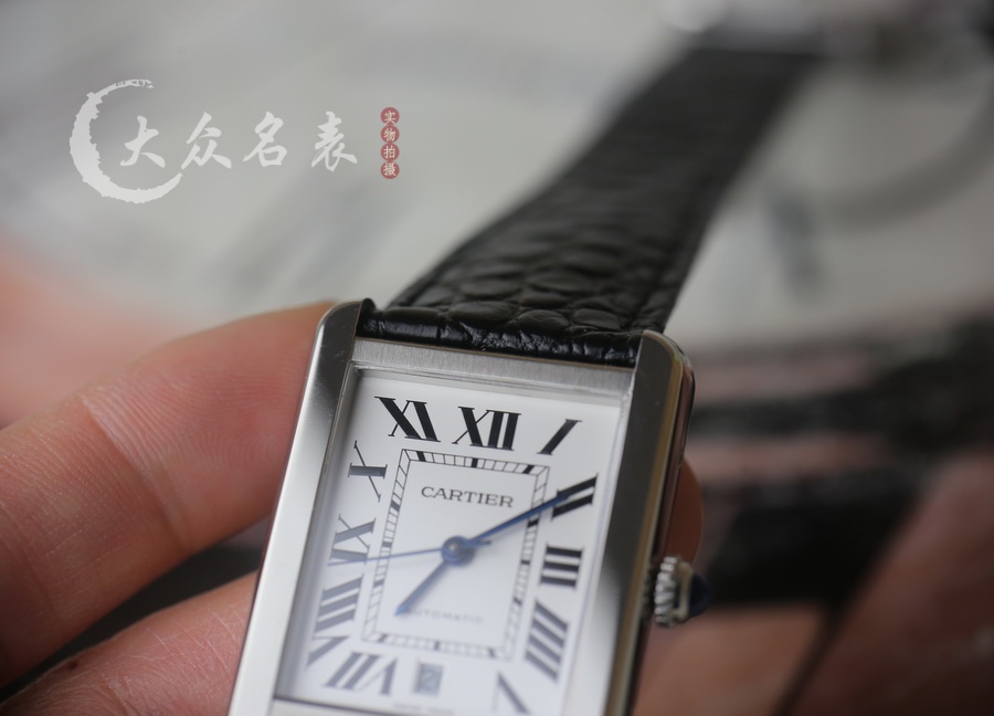 卡地亞坦克系列WSTA0029（超大號）復刻表（31 x 40.85mm） 第7张