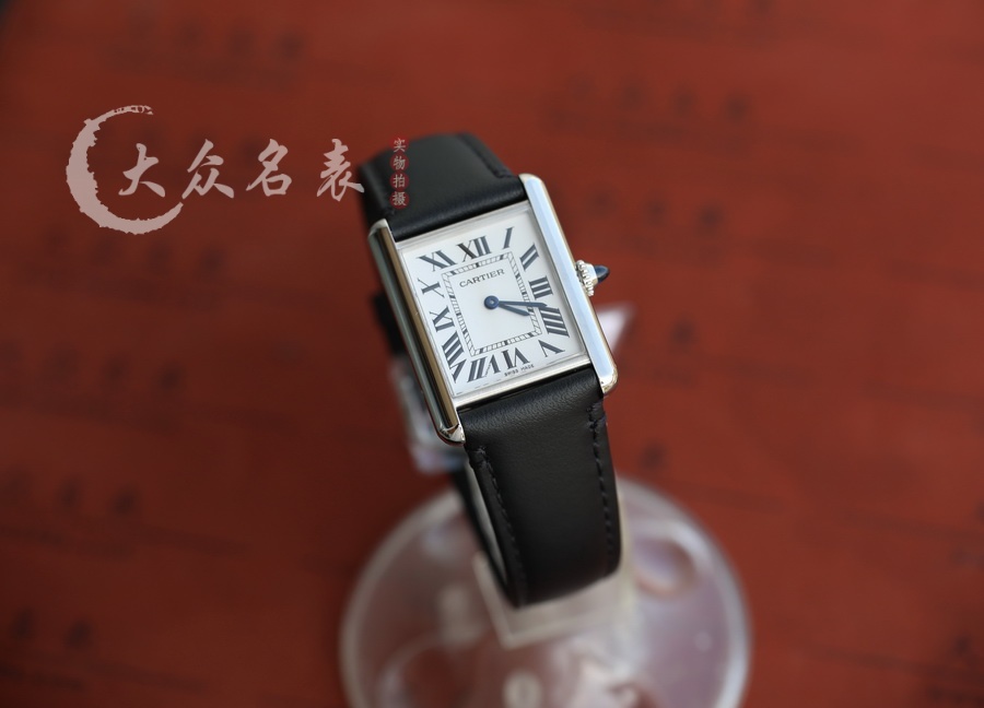 卡地亞坦克TANK MUST WSTA0041女裝復刻表（33.7 x 25.5mm） 第1张