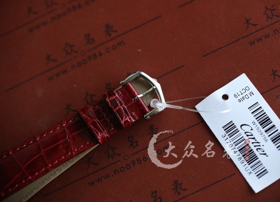 卡地亞坦克TANK MUST WSTA0054女裝復刻表（33.7 x 25.5mm） 第11张