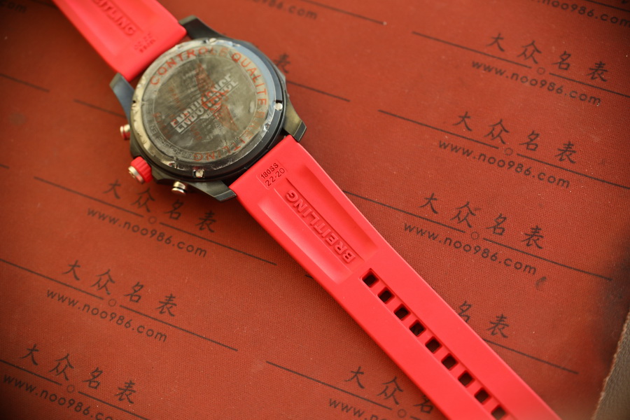 原單廠百年靈專業系列X82310D91B1S1復刻表(44mm) 第12张
