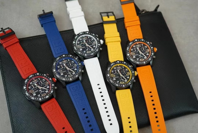 原單廠百年靈專業系列X82310D91B1S1復刻表(44mm) 第1张