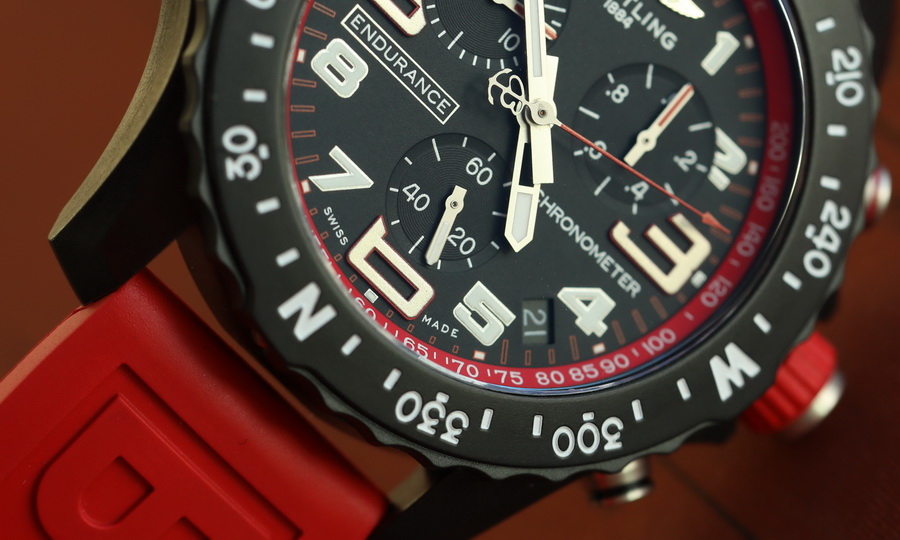 原單廠百年靈專業系列X82310D91B1S1復刻表(44mm) 第4张