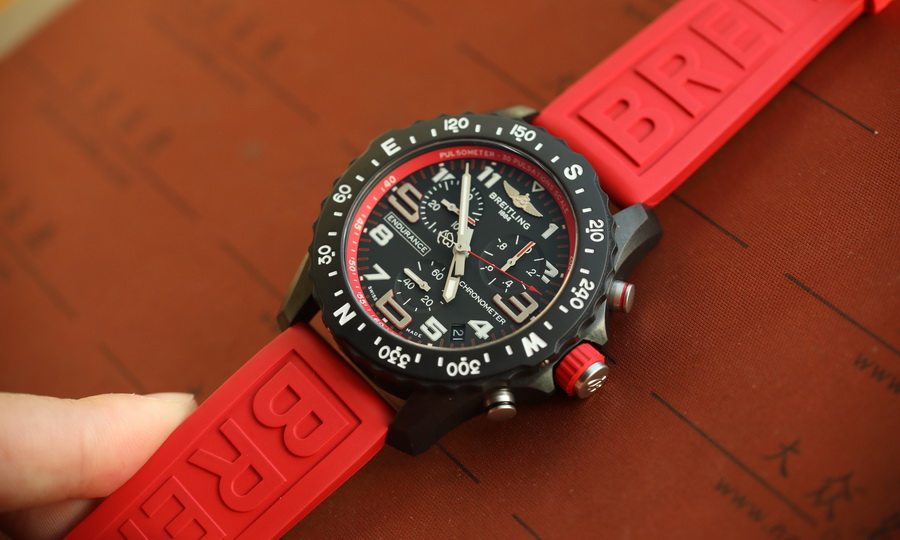 原單廠百年靈專業系列X82310D91B1S1復刻表(44mm) 第10张