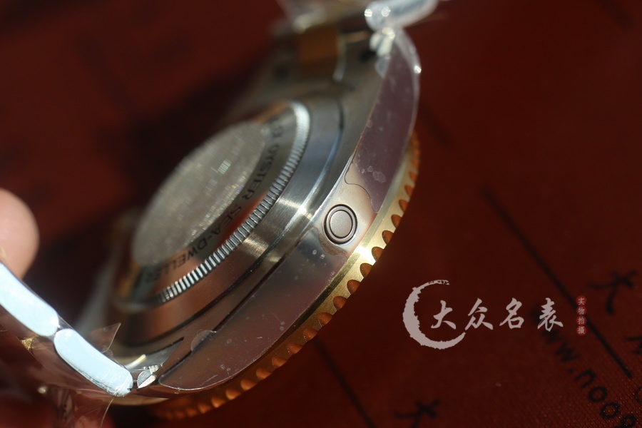 VS廠勞力士海使型m126603-0001間金復刻表（43mm） 第7张
