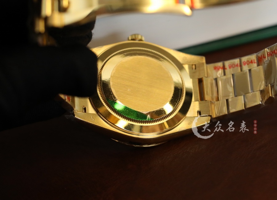 勞力士星期日歷型m228238-0059(黑冰糖)復刻表（40mm） 第12张
