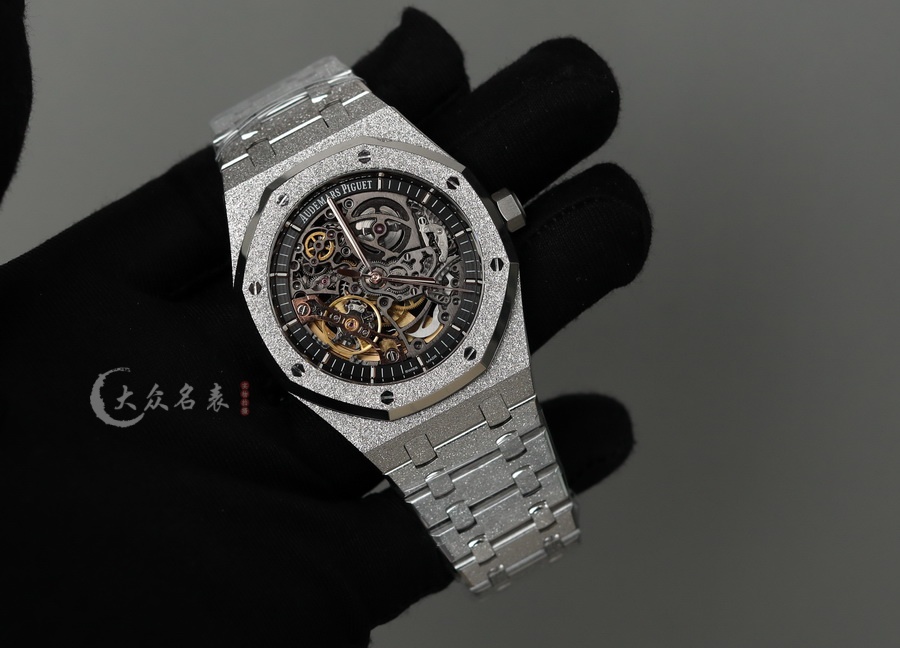 愛彼皇家橡樹15407BC.GG.1224BC.01滿天星復刻表（41mm） 第4张