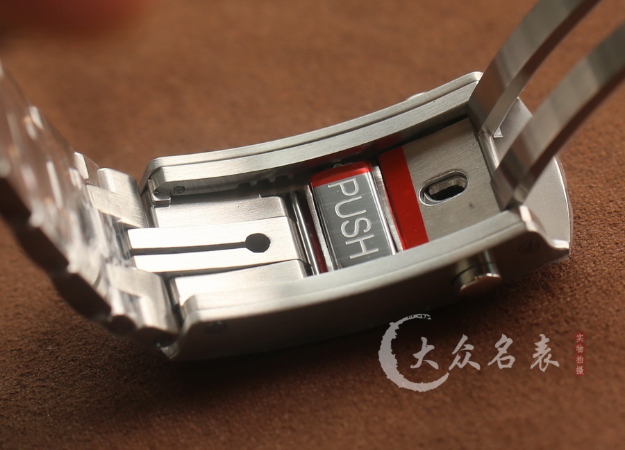 VS廠歐米茄海馬300 V4間金黑210.20.42.20.01.001（42mm） 第12张