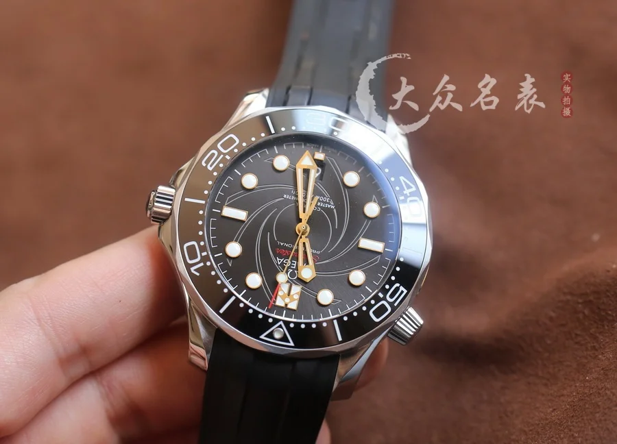 VS廠歐米茄海馬300復刻表210.22.42.20.01.004(007女王密使)(42mm) 第3张