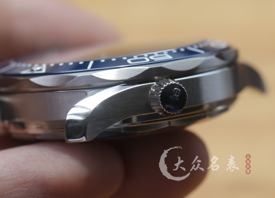 VS廠歐米茄海馬300 V4復刻表210.30.42.20.03.001（42mm）藍盤 第10张