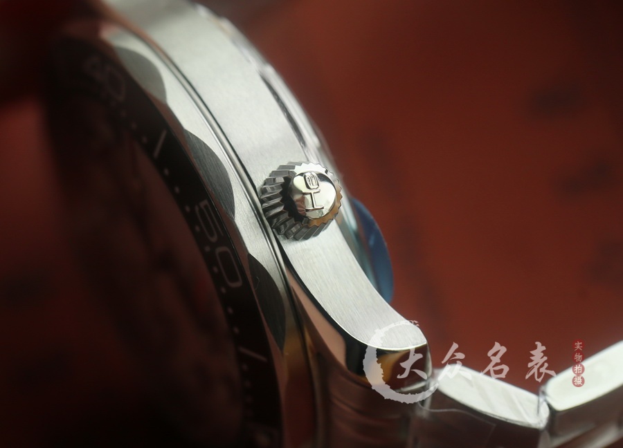 VS廠歐米茄海馬300 V4復刻表210.30.42.20.04.001（42mm）白盤 第7张