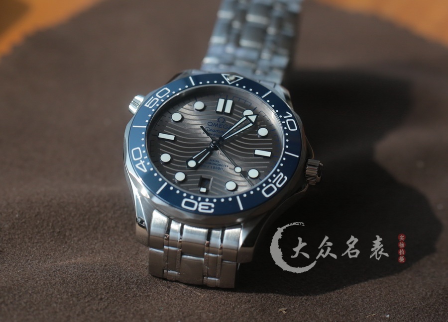 VS廠歐米茄海馬300 V4復刻表210.30.42.20.06.001（42mm）灰盤 第3张